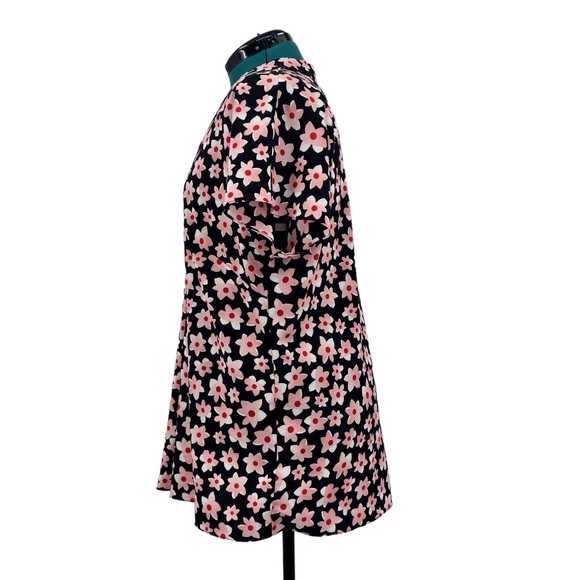 Cabi Harmony Blouse # 5347, Pink and Red Floral Short Sleeve V-Neck Top, Medium - Picture 7 of 17